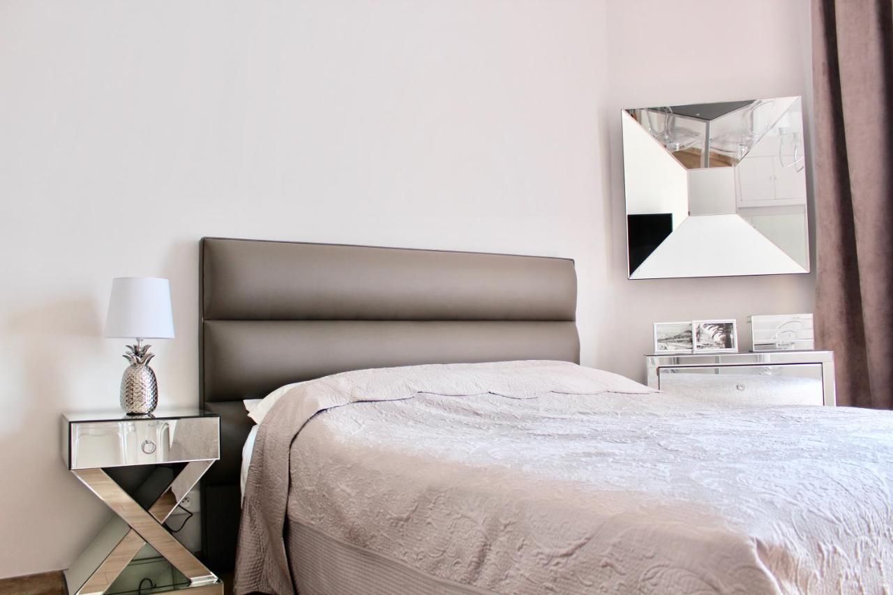 New - Cosy & Nice Apartment In Palais Miramar Cannes Kültér fotó